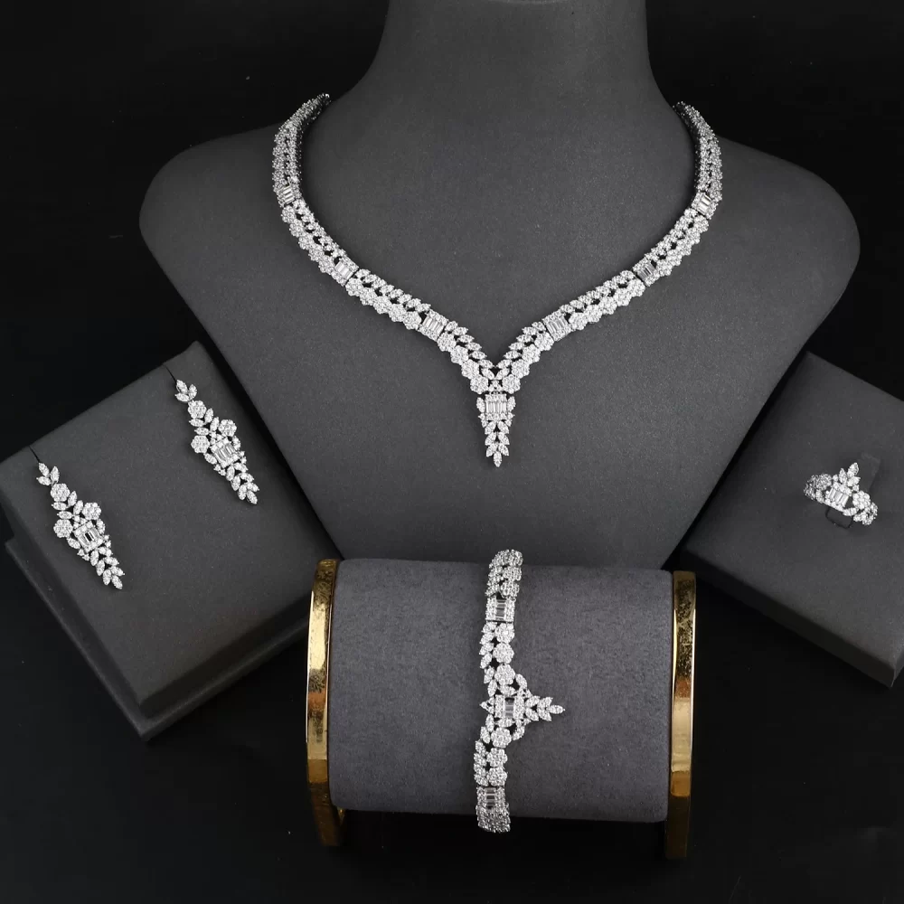 Dubai Jewellery Sets for woman Zircon Micro insert Shiny Jewelry Set Luxury Bridal Jewelry Set