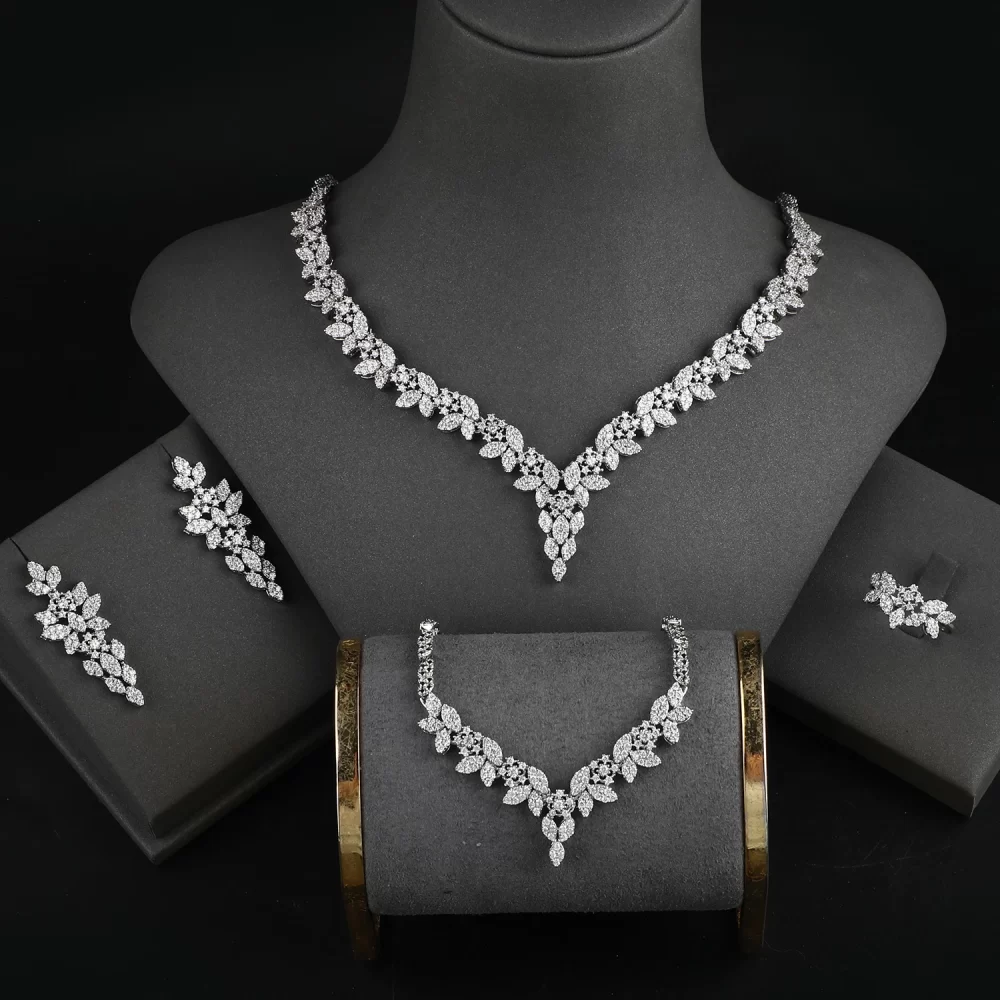 2024 New High Quality Elegant Zircon Necklace Earring 4-piece Set Dubai Bridal Party Jewelry Set